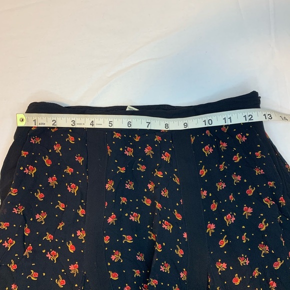 Vintage April Cornell Women’s Skirt XS/S Asymmetrical Hem Dark Floral Whimsigoth - Picture 4 of 8